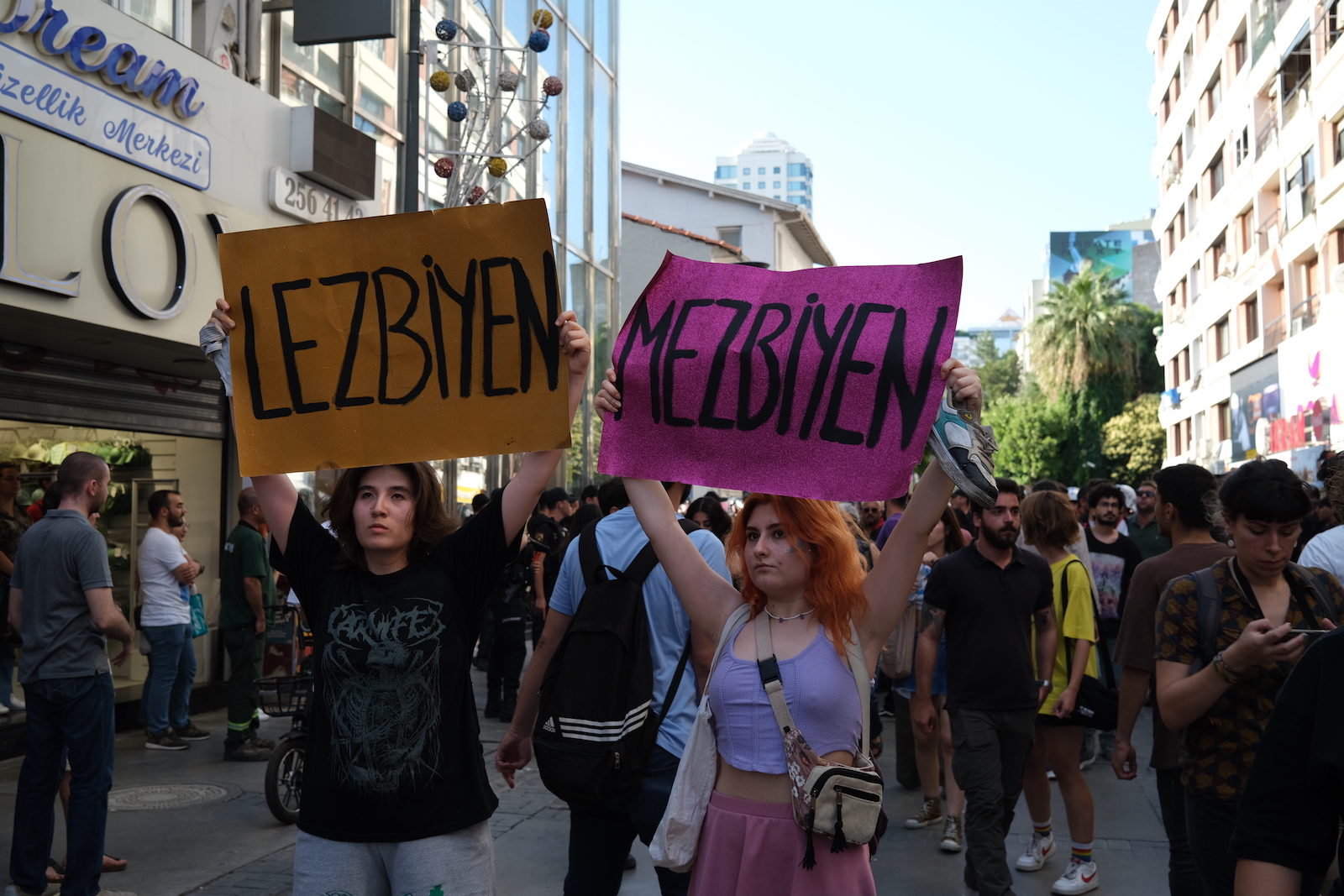 İki ayda 402 içerik yayınladık | Kaos GL - LGBTİ+ Haber Portalı Haber