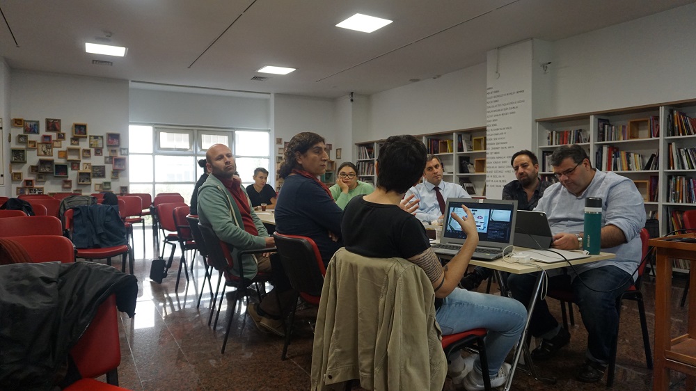 “2 yaşında ameliyat edilen interseksler bugün doktorları sorguluyor” Kaos GL - LGBTİ+ Haber Portalı