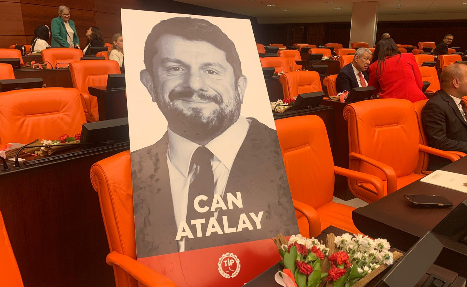 210 gazeteciden Yargıtay’a çağrı: ‘Anayasa uygulansın, Can Atalay tahliye edilsin!’ | Kaos GL - LGBTİ+ Haber Portalı Haber
