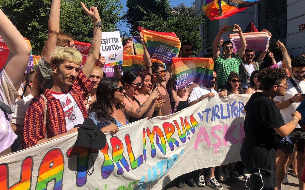 22nd Istanbul Pride March was held on Bağdat Street | Kaos GL - News Portal for LGBTI+ News