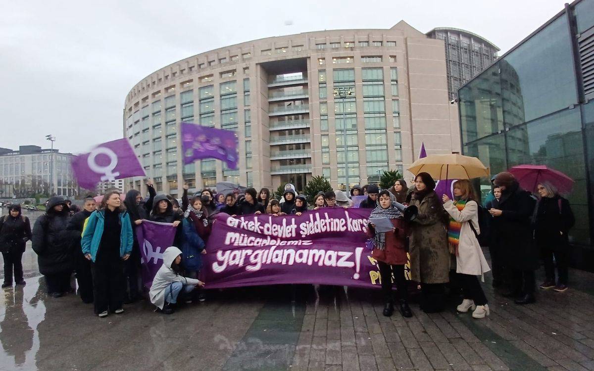 25 Kasım davası: İlk duruşmada 168 kişiden 30’u dinlendi, duruşma ertelendi | Kaos GL - LGBTİ+ Haber Portalı