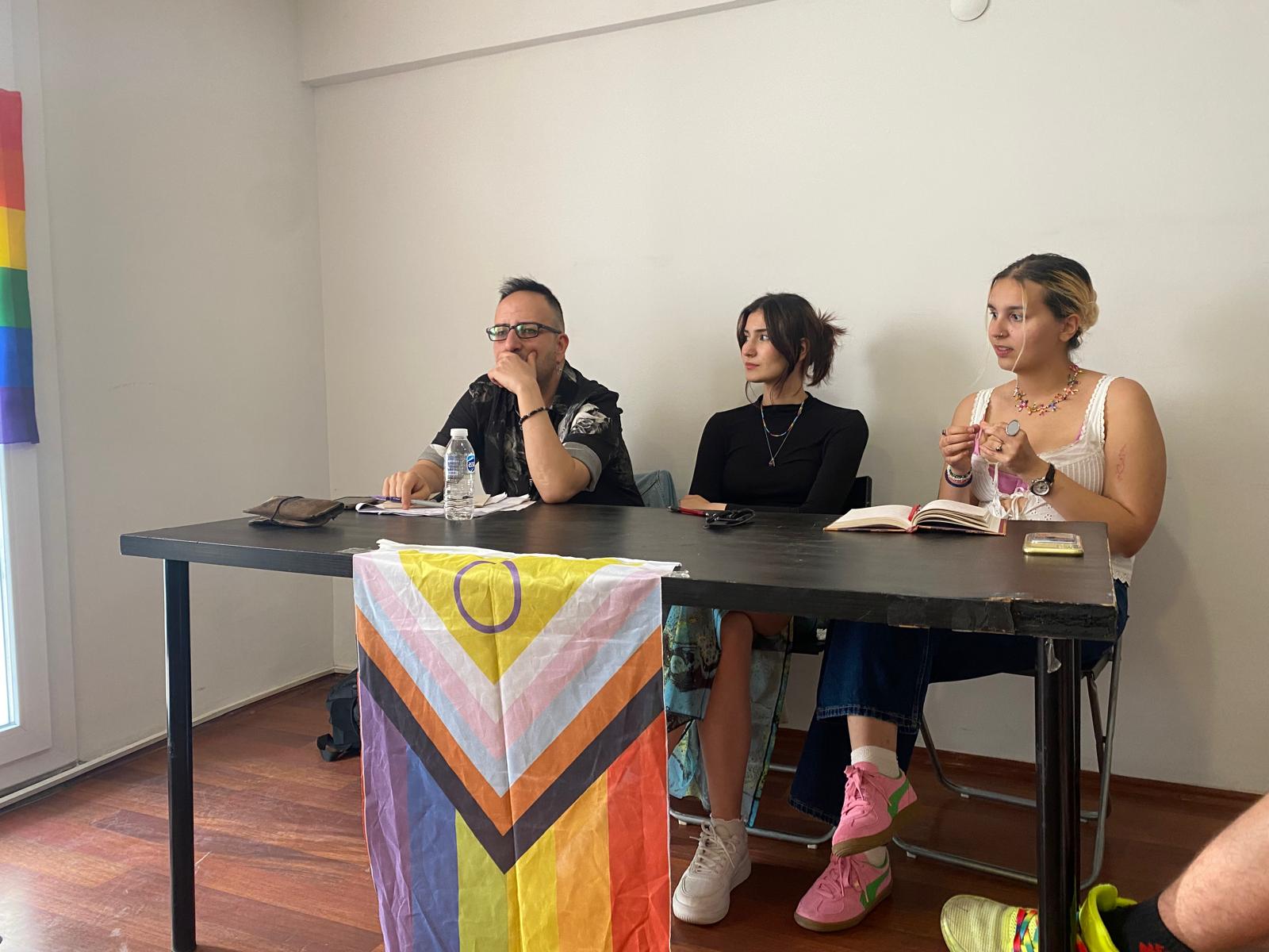 "Kapitalizm her şeyi cinselleştiriyor, cinsiyetleştiriyor" Kaos GL - LGBTİ+ Haber Portalı