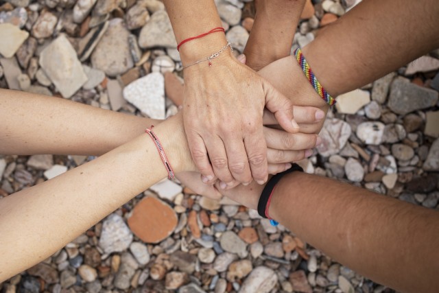 40+ Lubunya, yas hikayelerini anlatmaya çağırıyor: Ölüm, Şefkat ve Lubunyalar Kaos GL - LGBTİ+ Haber Portalı