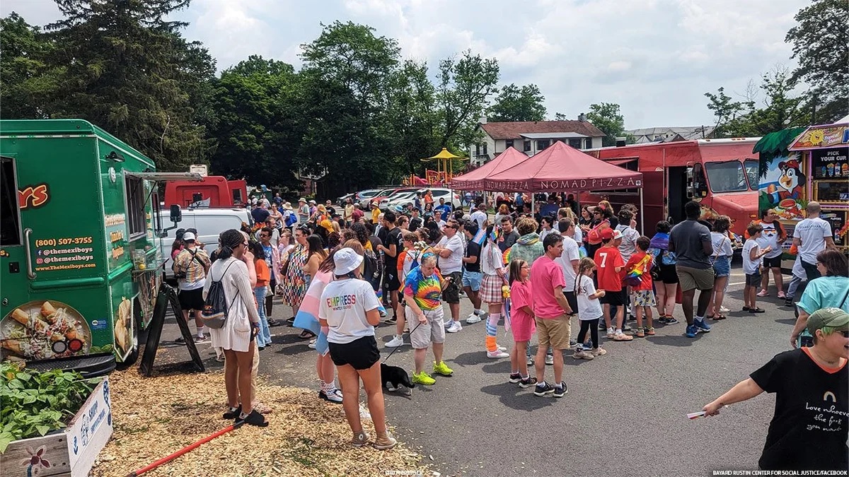 ABD’de drag queen hikaye saatine bombalı tehdit Kaos GL - LGBTİ+ Haber Portalı