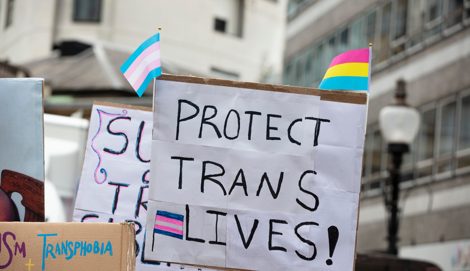 ABD’nin Washington eyaletinde yaşayan trans kadına saldırı: 4 kişi tutuklandı Kaos GL - LGBTİ+ Haber Portalı