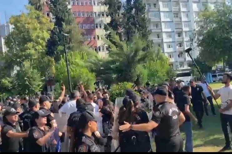 2. Adana  Onur Yürüyüşü’nde gözaltına alınanlara dava açılmayacak Kaos GL - LGBTİ+ Haber Portalı