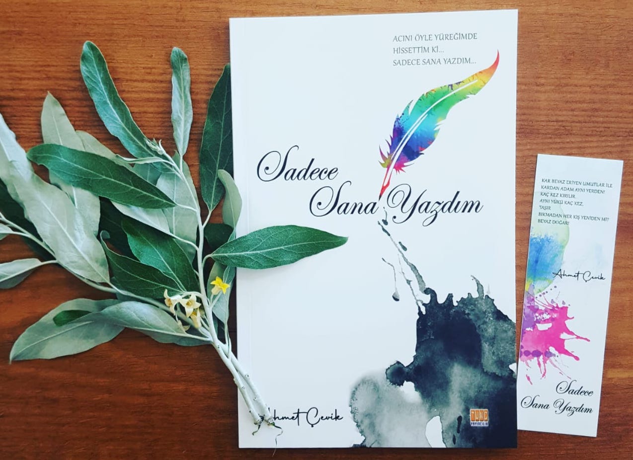 Ahmet Çevik’ten şiir kitabı: Sadece Sana Yazdım | Kaos GL - LGBTİ+ Haber Portalı Haber