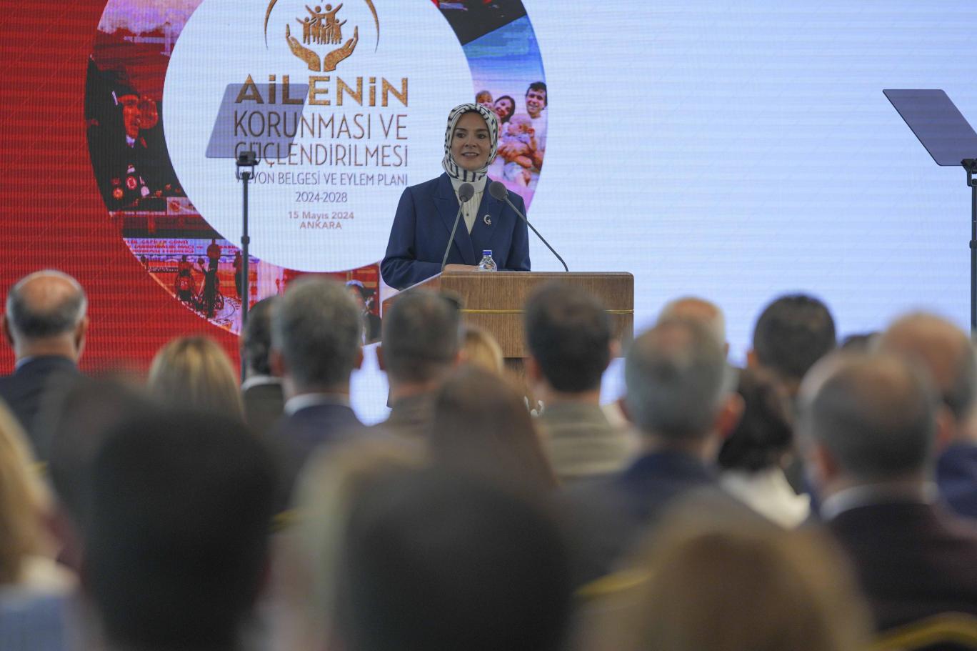 Aile ve Sosyal Hizmetler Bakanı Mahinur Göktaş, Eylem Planı tanıtım toplantısında LGBTİ+’ları hedef aldı | Kaos GL - LGBTİ+ Haber Portalı Haber