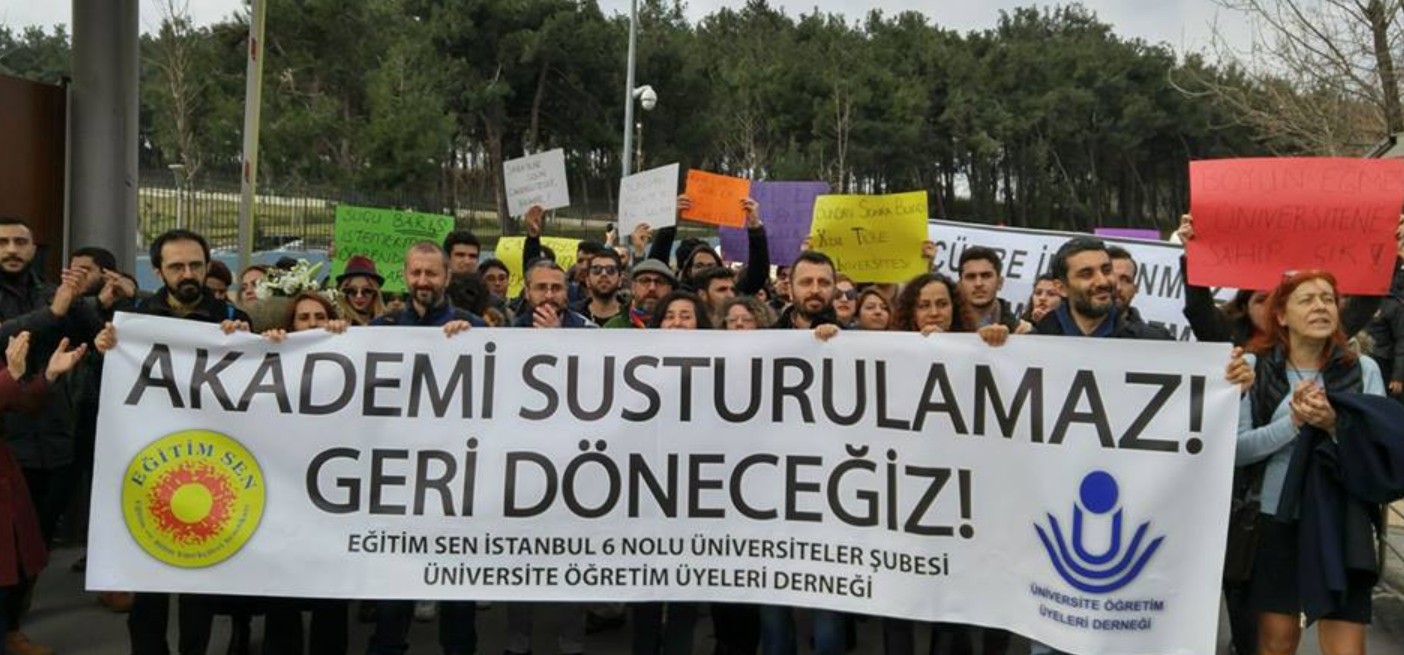 “Akademisyenler, öğrencilerin LGBTİ+’larla ilgili tez konularını değiştirdiklerine tanıklık etmekte” | Kaos GL - LGBTİ+ Haber Portalı Haber