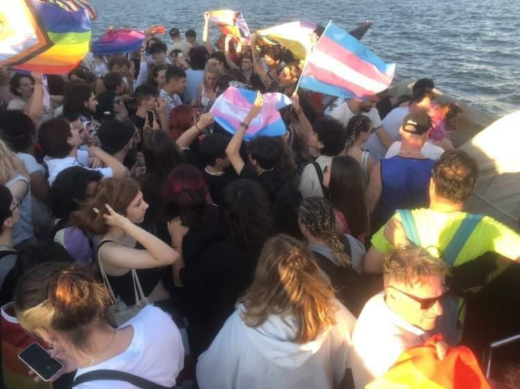 Alsancak’tan sonra Bostanlı’da Onur Yürüyüşü | Kaos GL - LGBTİ+ Haber Portalı Haber