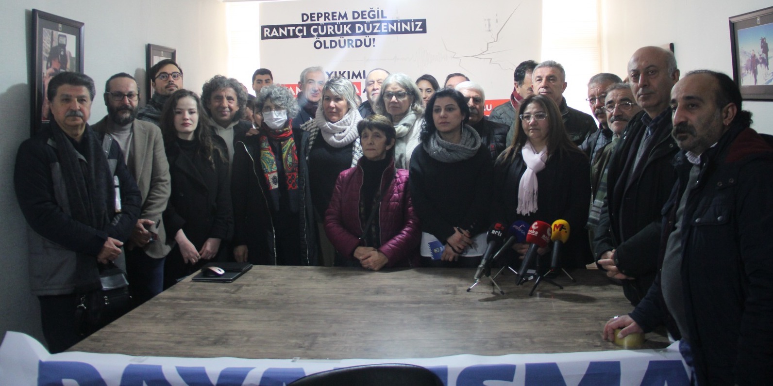 Ankara Deprem Dayanışma Platformu kuruldu | Kaos GL - LGBTİ+ Haber Portalı Haber