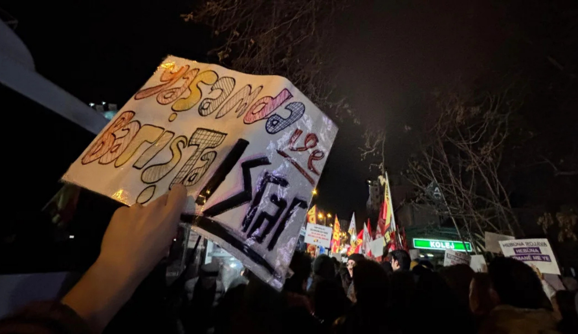 Ankara Emek ve Demokrasi Güçleri: “HTŞ’ye alan açan politikalara karşı çıkıyoruz” | Kaos GL - LGBTİ+ Haber Portalı Haber