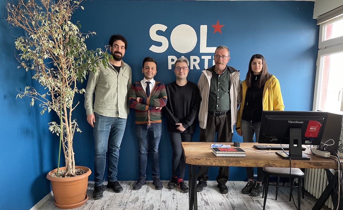 Ankara LGBTİ+ Deprem Dayanışması, SOL Parti’yi ziyaret etti | Kaos GL - LGBTİ+ Haber Portalı Haber