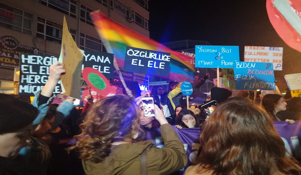 Ankara polisi nefret saikiyle, eylemcilerin ifade özgürlüğü hakkını ihlal etti! | Kaos GL - LGBTİ+ Haber Portalı Haber
