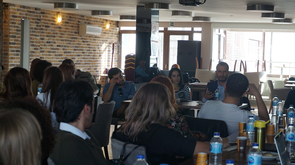 “Ankara Valiliği’nin yasağı kanunda yeri olmayan kolektif bir cezalandırma aracı” | Kaos GL - LGBTİ+ Haber Portalı Haber