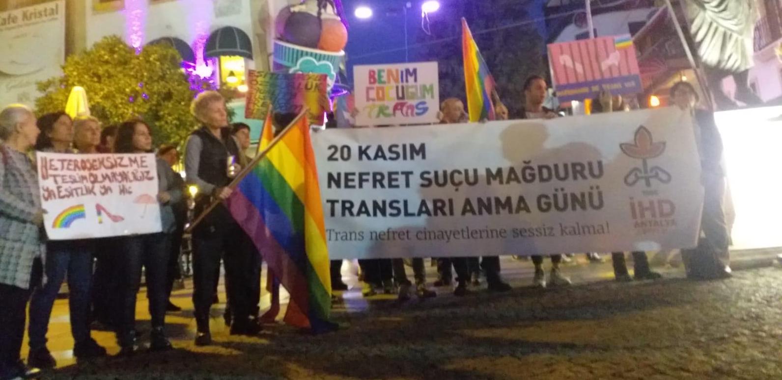 Antalya’da 20 Kasım: Susma, haykır translar vardır | Kaos GL - LGBTİ+ Haber Portalı Haber