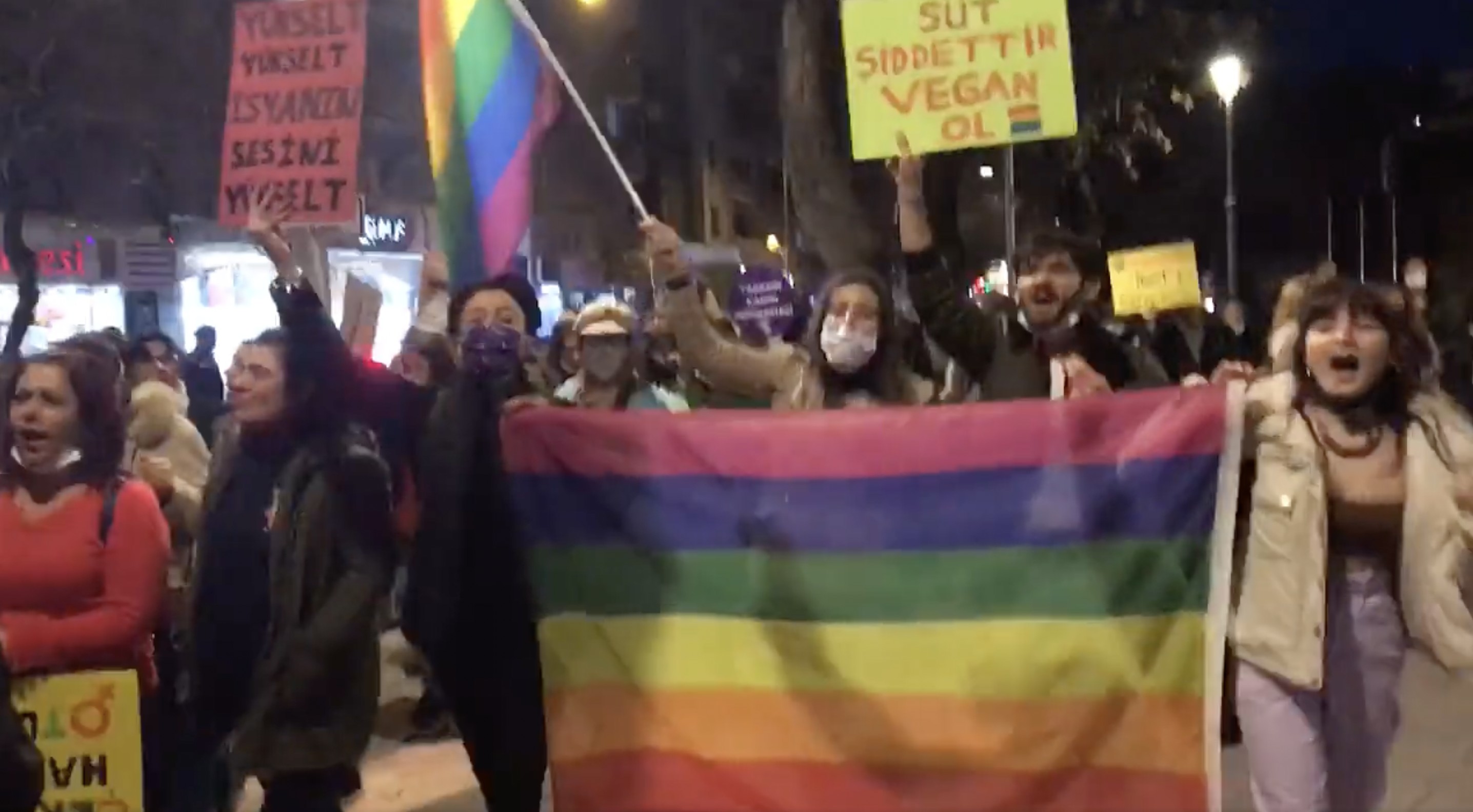 Antep’te 8 Mart: Susma, haykır eşcinseller vardır! | Kaos GL - LGBTİ+ Haber Portalı Haber