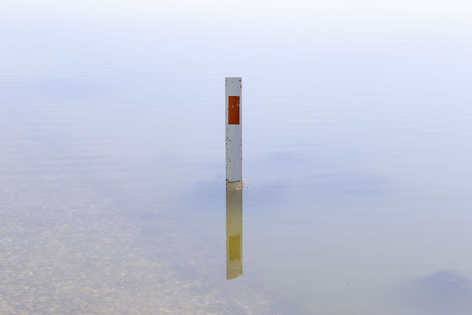 Ateş Alpar’ın Yıkıntılara Bakmak performansı Mardin Bienali’nde Kaos GL - LGBTİ+ Haber Portalı