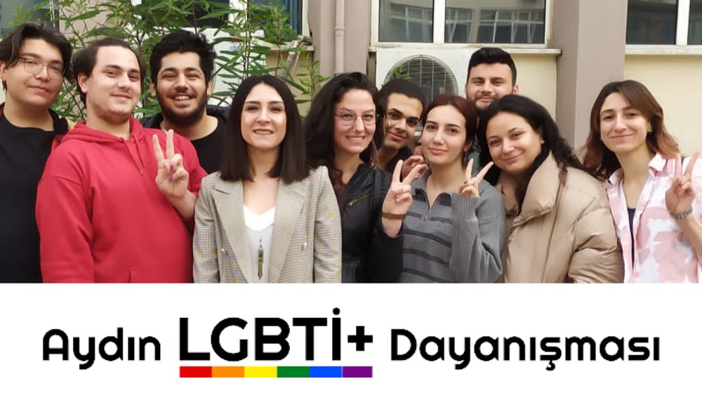 Aydın’da 2’si LGBTİ+ aktivisti 3 öğrencinin yargılandığı davanın ilk duruşmasından beraat kararı çıktı | Kaos GL - LGBTİ+ Haber Portalı Haber