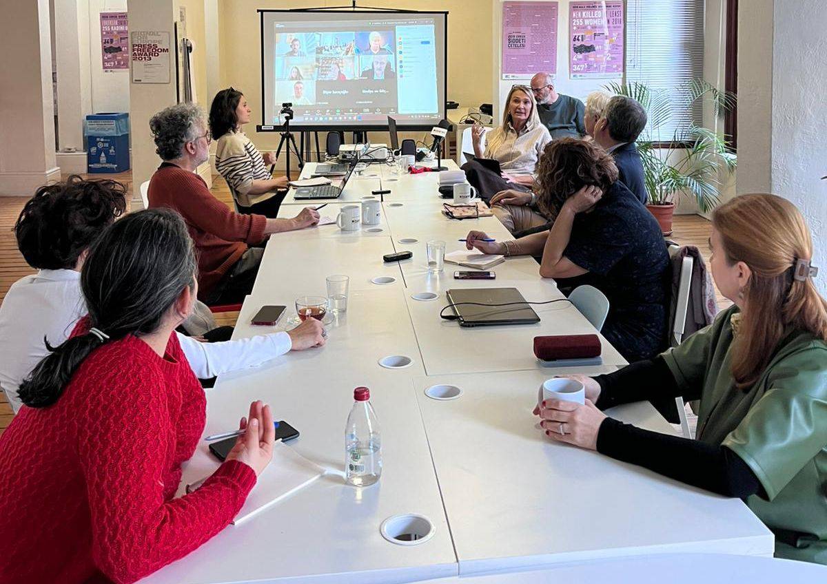 bianet’in Medya Okuryazarlığı Koalisyonu, yıl sonu toplantısını yaptı Kaos GL - LGBTİ+ Haber Portalı