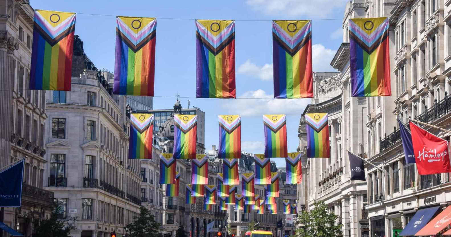 Birleşik Krallık’ta yaşayan LGBTİ+’lar, kamusal alanlarda heteroseksüellere kıyasla kendilerini daha az güvende hissediyor Kaos GL - LGBTİ+ Haber Portalı