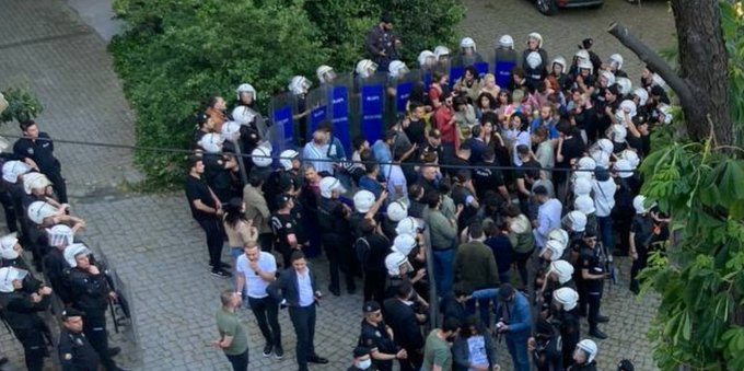 Boğaziçi Onur Yürüyüşü davası 4 Ekim’e ertelendi Kaos GL - LGBTİ+ Haber Portalı