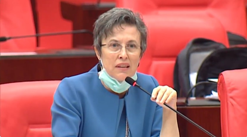 “Burası laik bir ülkeyse tek tipliğiniz inançlar konusunda dayatmalar getiremez” Kaos GL - LGBTİ+ Haber Portalı