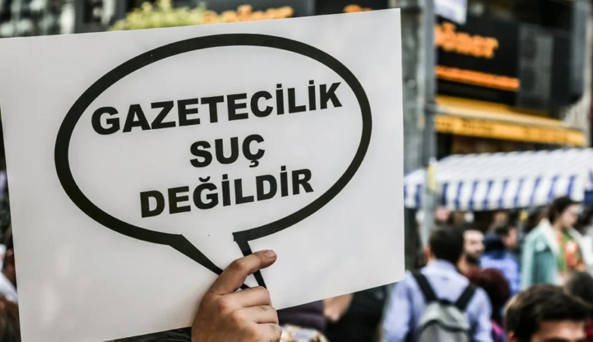 CHP’den haziran ayı Basın Özgürlüğü Raporu: 7 gazeteci gözaltına alındı, 3 gazeteci tutuklandı Kaos GL - LGBTİ+ Haber Portalı