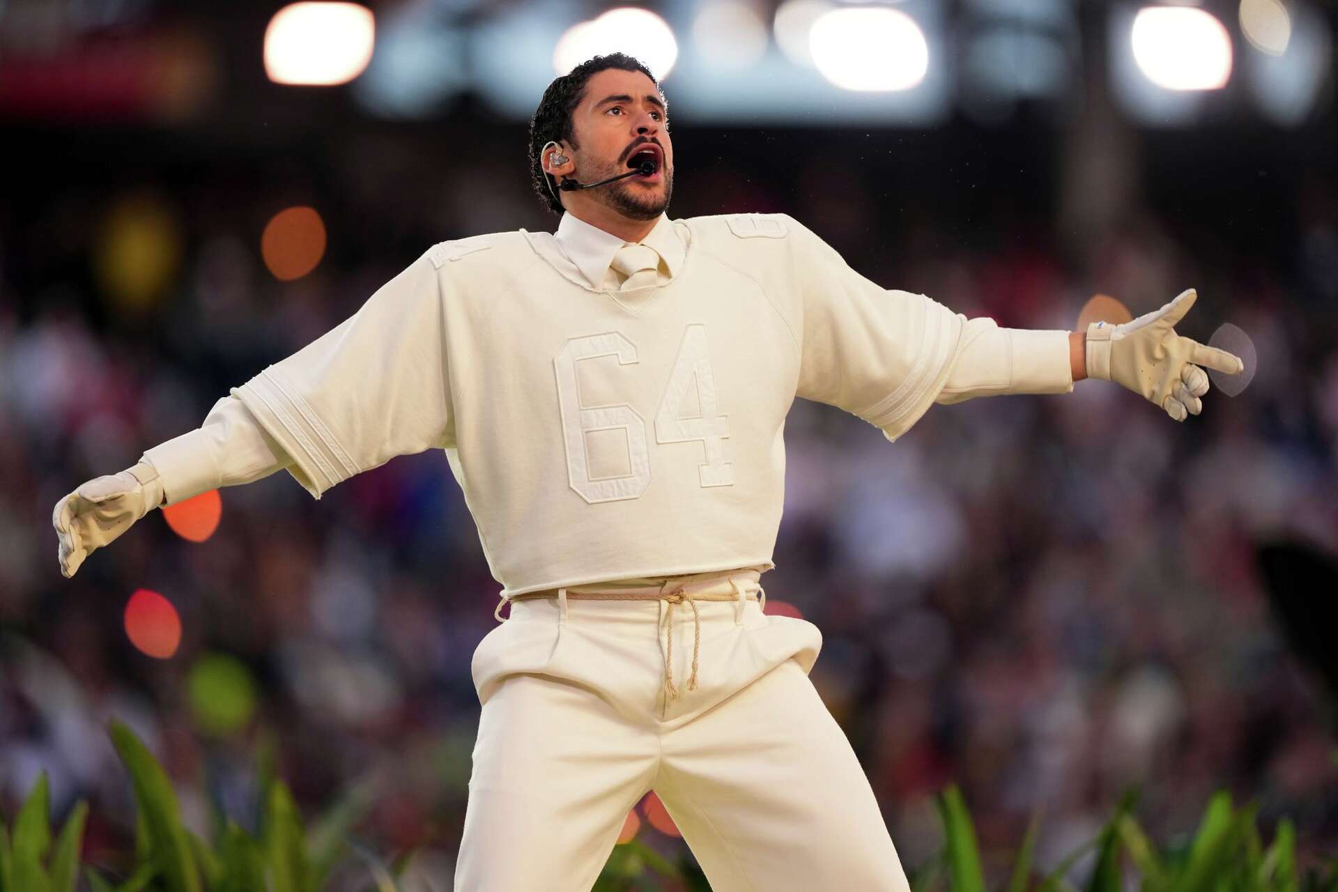 Cumhuriyetçi vekil Bad Bunny’nin Super Bowl gösterisini hedef aldı: "Eşcinsel pornografisi" diyerek soruşturma istedi Kaos GL - LGBTİ+ Haber Portalı