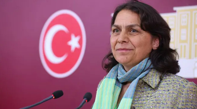 DEM Parti İstanbul Milletvekili Özgül Saki’den HPV aşısına ilişkin soru önergesi | Kaos GL - LGBTİ+ Haber Portalı Haber