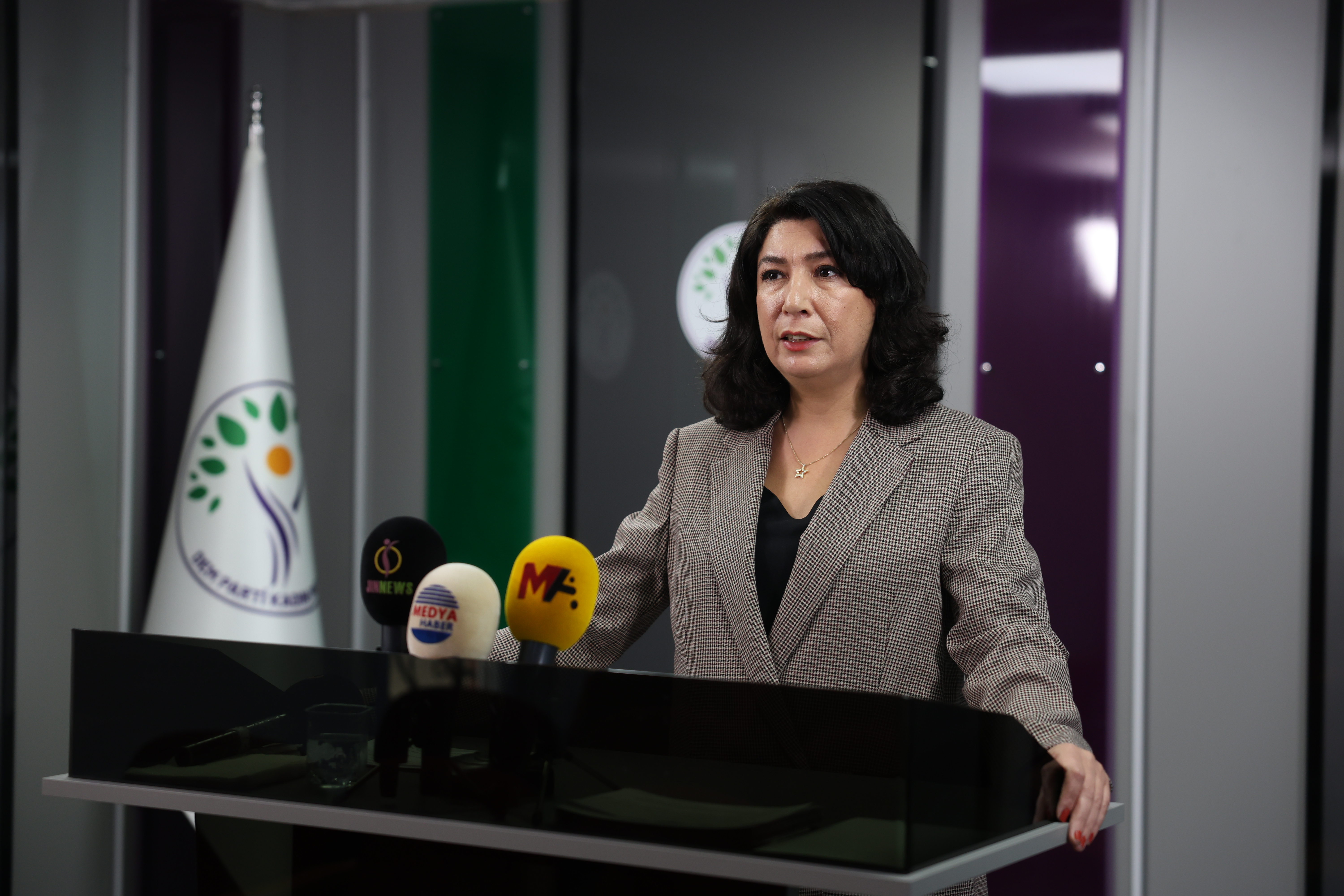 DEM Party Women’s Assembly Spokesperson Halide Türkoğlu: “Every sentence in the judicial draft reflects intolerance of human rights” | Kaos GL - News Portal for LGBTI+ News