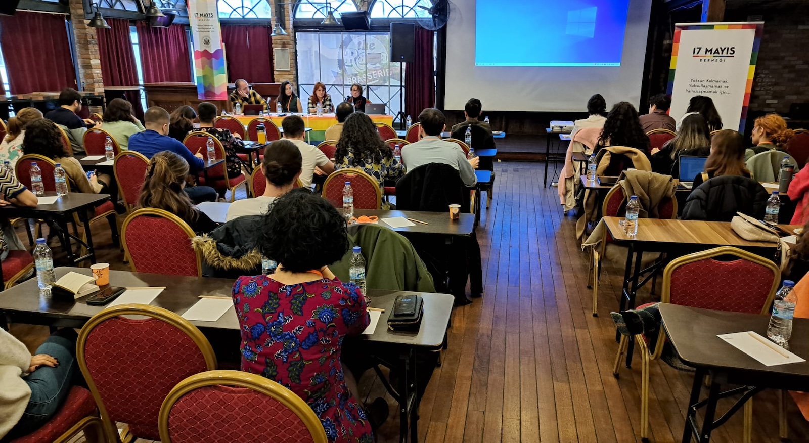 “Deprem sadece barınma, gıda sorunlarını değil; kentsel haklardaki eksiklikleri de gösterdi” | Kaos GL - LGBTİ+ Haber Portalı Haber