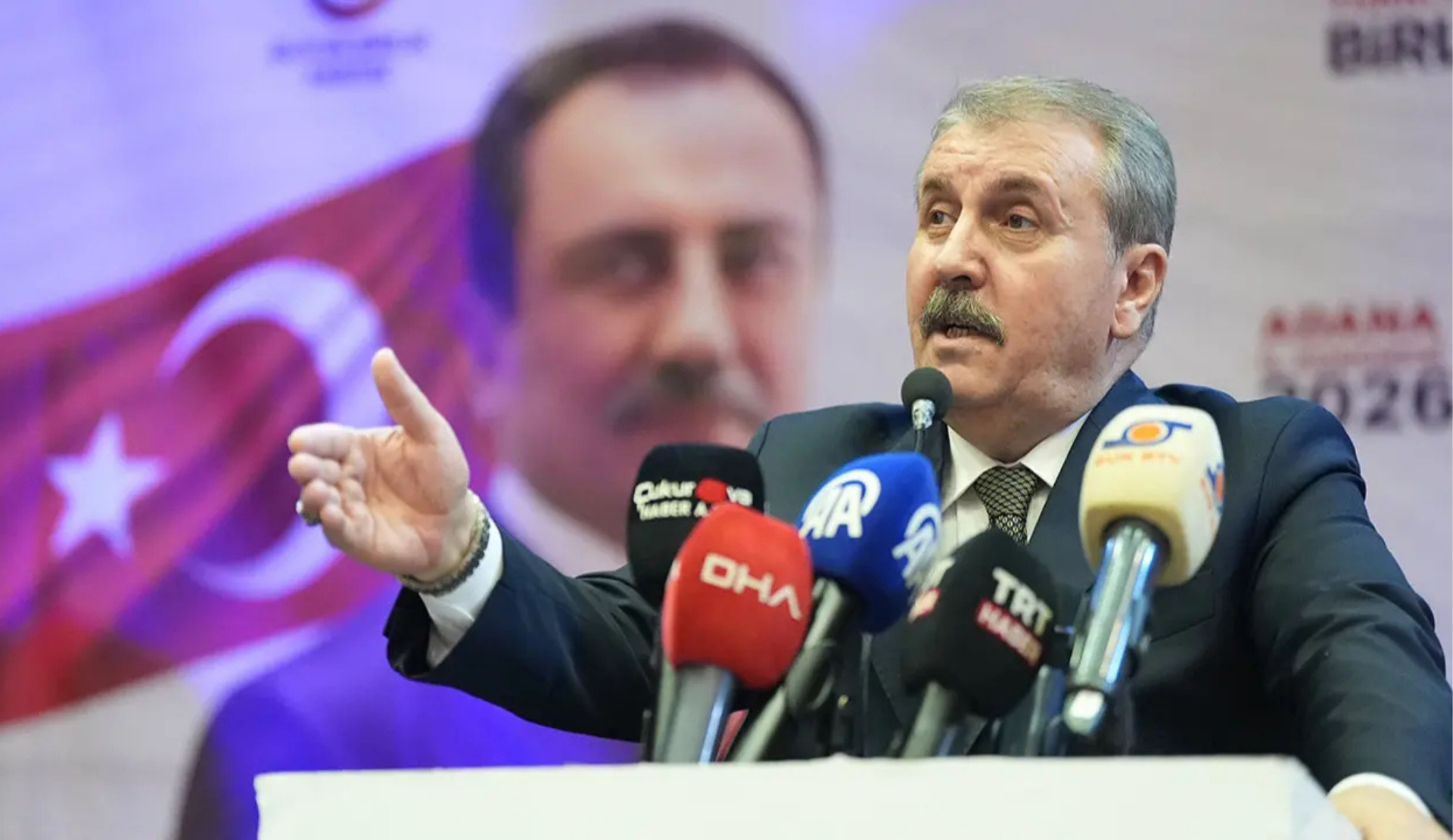 Destici’den LGBTİ+’ları hedef alan nefret söylemi: "Cinsiyetsizliğin propagandası yapılıyor" | Kaos GL - LGBTİ+ Haber Portalı