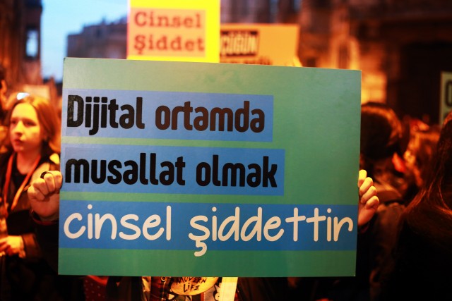 “Dijital şiddet kadınları ve LGBTİ+’ları hedef alıyor” Kaos GL - LGBTİ+ Haber Portalı