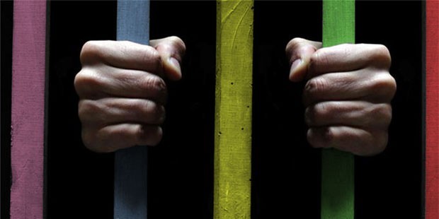 Direnişin Renkleri’nden Sincan Cezaevi’ndeki tecride tepki: "İşkenceye direnen transları selamlıyoruz" | Kaos GL - LGBTİ+ Haber Portalı