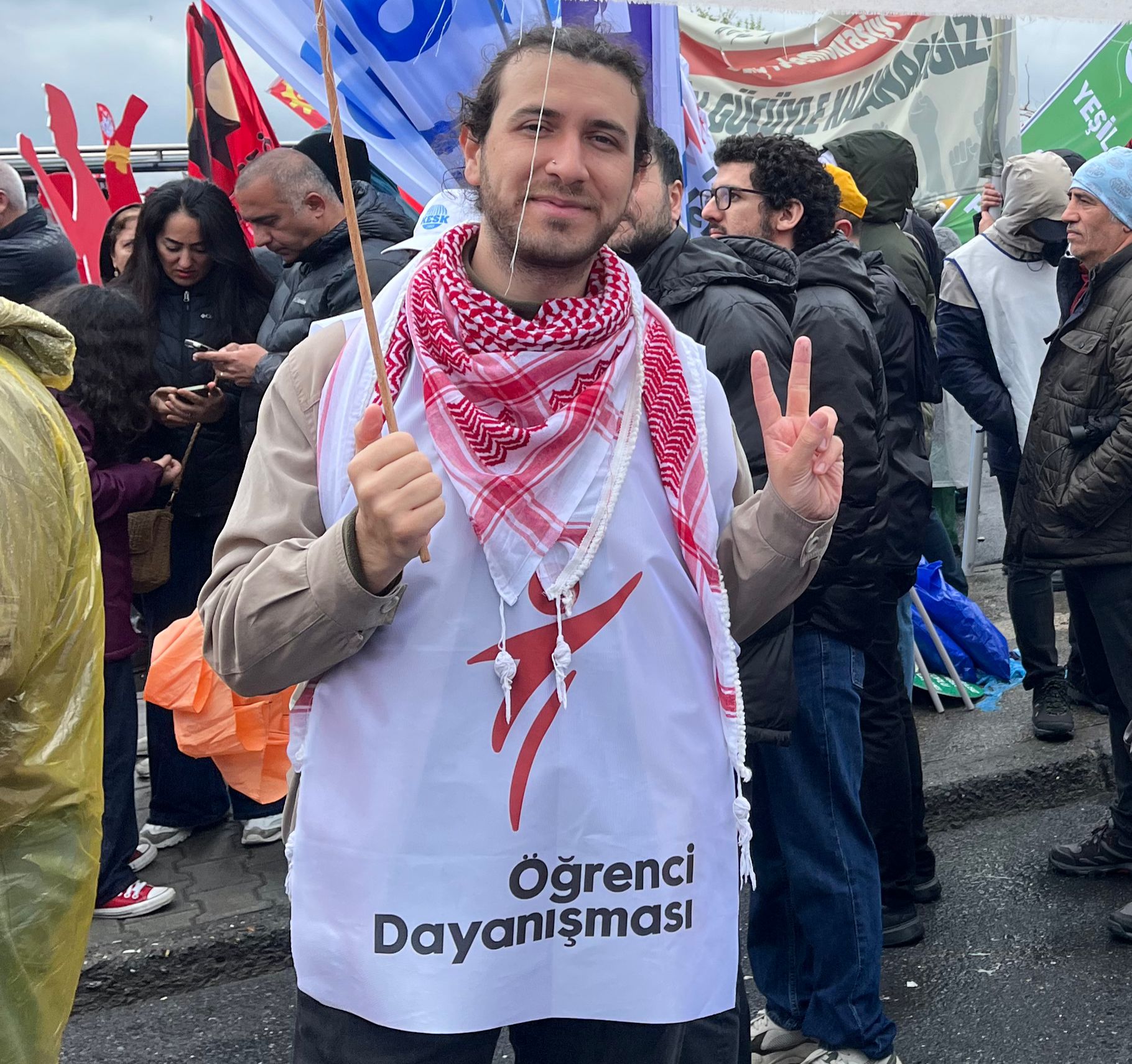 Doğan Nur, one of the activists arrested at the Pride March, has been released! | Kaos GL - News Portal for LGBTI+ News
