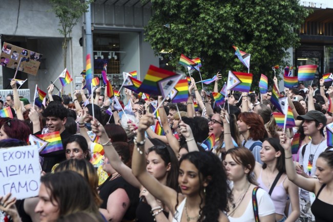 Dünyadan Pride haberleri: Selanik Kaos GL - LGBTİ+ Haber Portalı