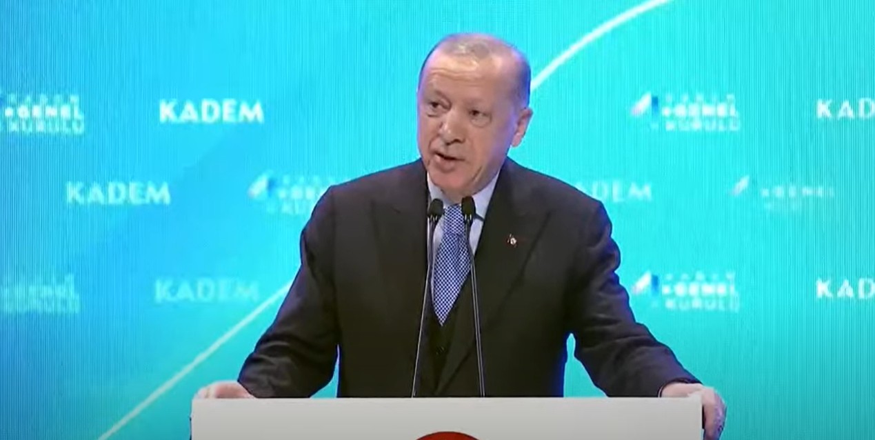 Erdoğan: “Derneğimizin faaliyetleri bir sapkın dayatması değil” | Kaos GL - LGBTİ+ Haber Portalı Haber