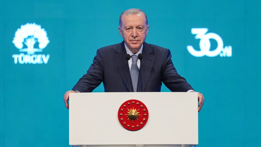 Erdoğan’ın gündeminde yine LGBTİ+’lar vardı: “İnsan fıtratına aykırı sapkınlıklar genç zihinlere enjekte edilmeye çalışılıyor” Kaos GL - LGBTİ+ Haber Portalı