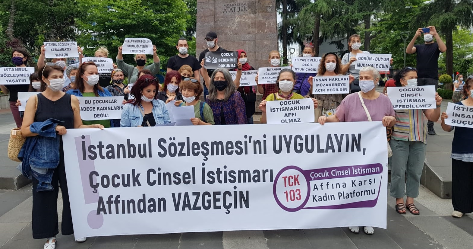 EŞİK: Çocuk istismarına kılıf bulan “aile” savunucuları kadın ve LGBTİ+ hak savunucularına saldırıyor! | Kaos GL - LGBTİ+ Haber Portalı Haber