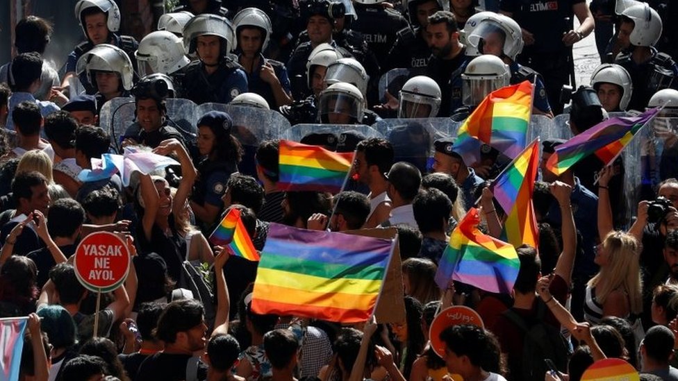 Halkın çoğunluğu LGBTİ+ haklarına karşı değil; LGBTİ+ görünürlüğü en az tehdit Kaos GL - LGBTİ+ Haber Portalı