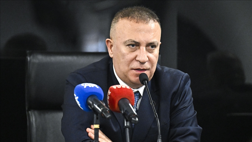 Hedef gösterme yarışına MHP’li Yönter de katıldı: “LGBT çirkinliği ve iğrençliği…” | Kaos GL - LGBTİ+ Haber Portalı