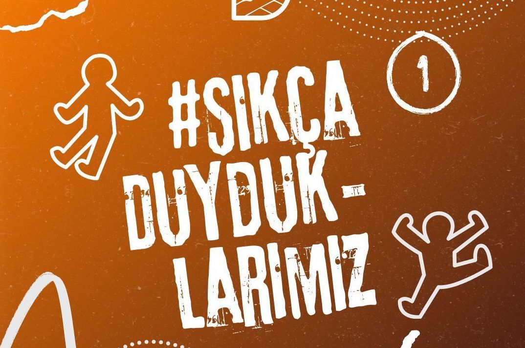 “HIV, HIV ile yaşayanların cinsel ve romantik birliktelikler kurmalarının önünde bir engel değildir” | Kaos GL - LGBTİ+ Haber Portalı Haber