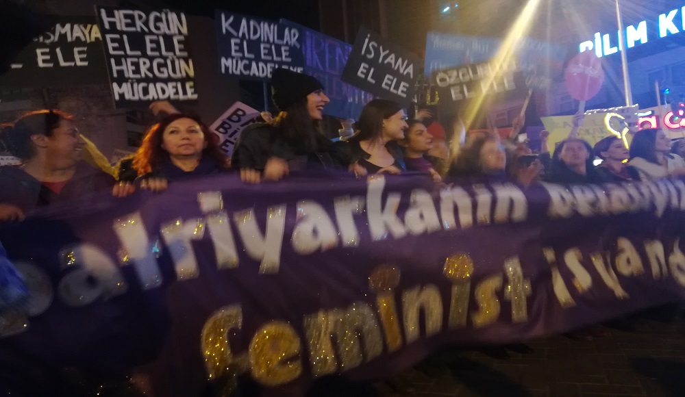 ankara-feminist-gece-yuruyusu-nden-kareler-1 ankara-feminist-gece-yuruyusu-nden-kareler-1