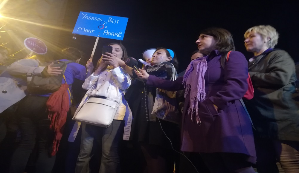 ankara-feminist-gece-yuruyusu-nden-kareler-14 ankara-feminist-gece-yuruyusu-nden-kareler-14