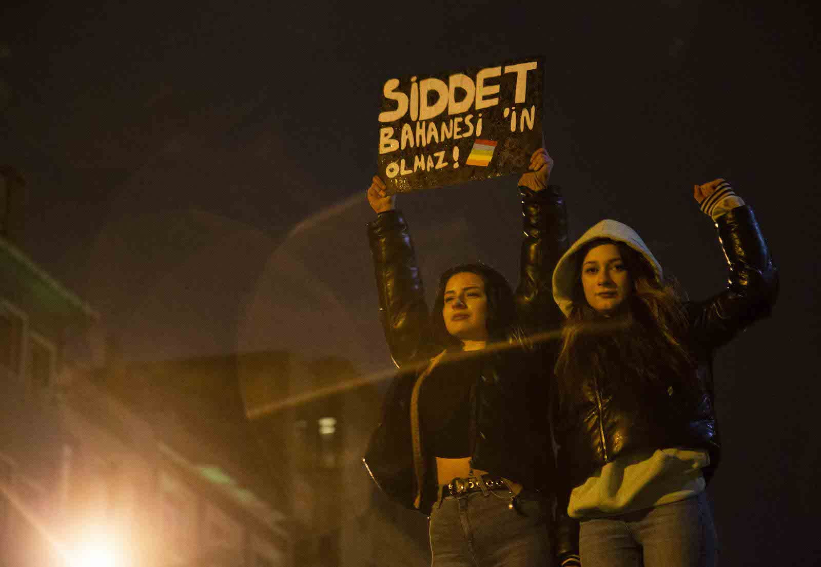 ates-alpar-in-objektifinden-20-istanbul-feminist-gece-yuruyusu-1 ates-alpar-in-objektifinden-20-istanbul-feminist-gece-yuruyusu-1