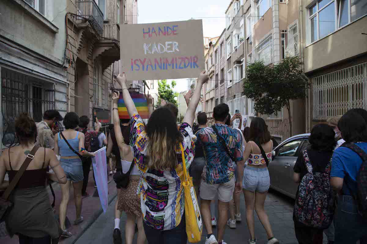 ates-alpar-in-objektifinden-lgbti-onur-yuruyusu-9