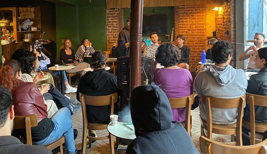 aydin-lgbti-dayanismasi-2024-u-gullumle-acti-1