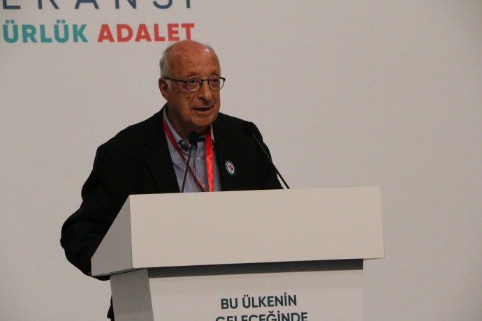 demokrasi-konferansi-toplandi-lgbti-larin-esitligi-icin-mucadele-etmek-hem-guncel-hem-tarihsel-gorevimiz-2 demokrasi-konferansi-toplandi-lgbti-larin-esitligi-icin-mucadele-etmek-hem-guncel-hem-tarihsel-gorevimiz-2