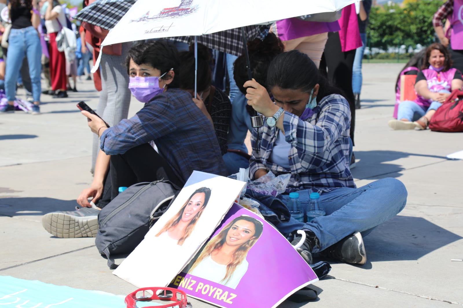 istanbul-sozlesmesi-nden-vazgecmiyoruz-mitingi-lezbiyen-mezbiyen-var-oyle-bir-sey-2